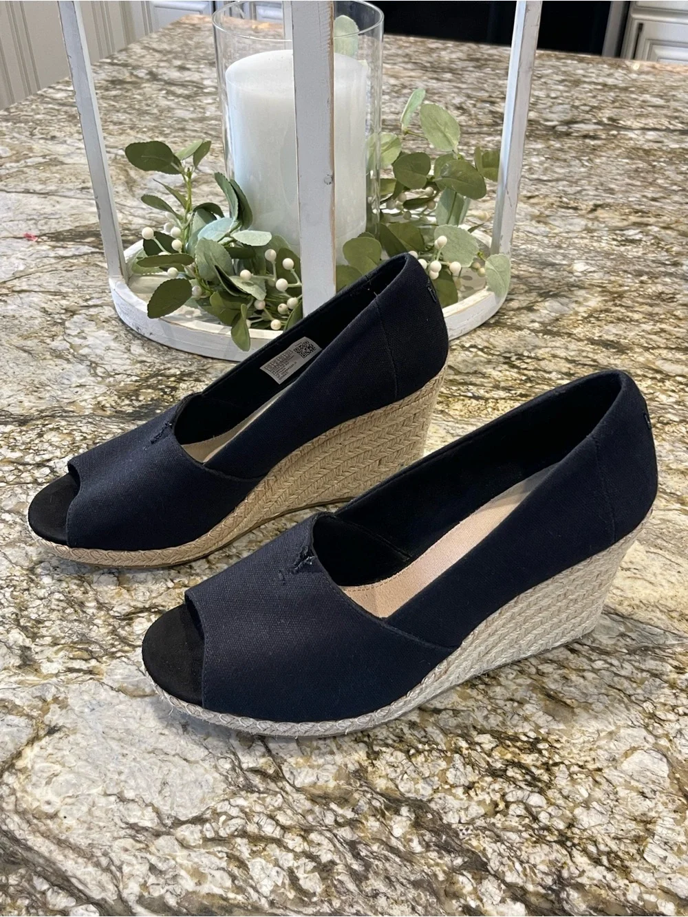 Toms Women’s Peep Toe Wedge - Black & Cream